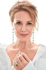 Elizabeth Perkins